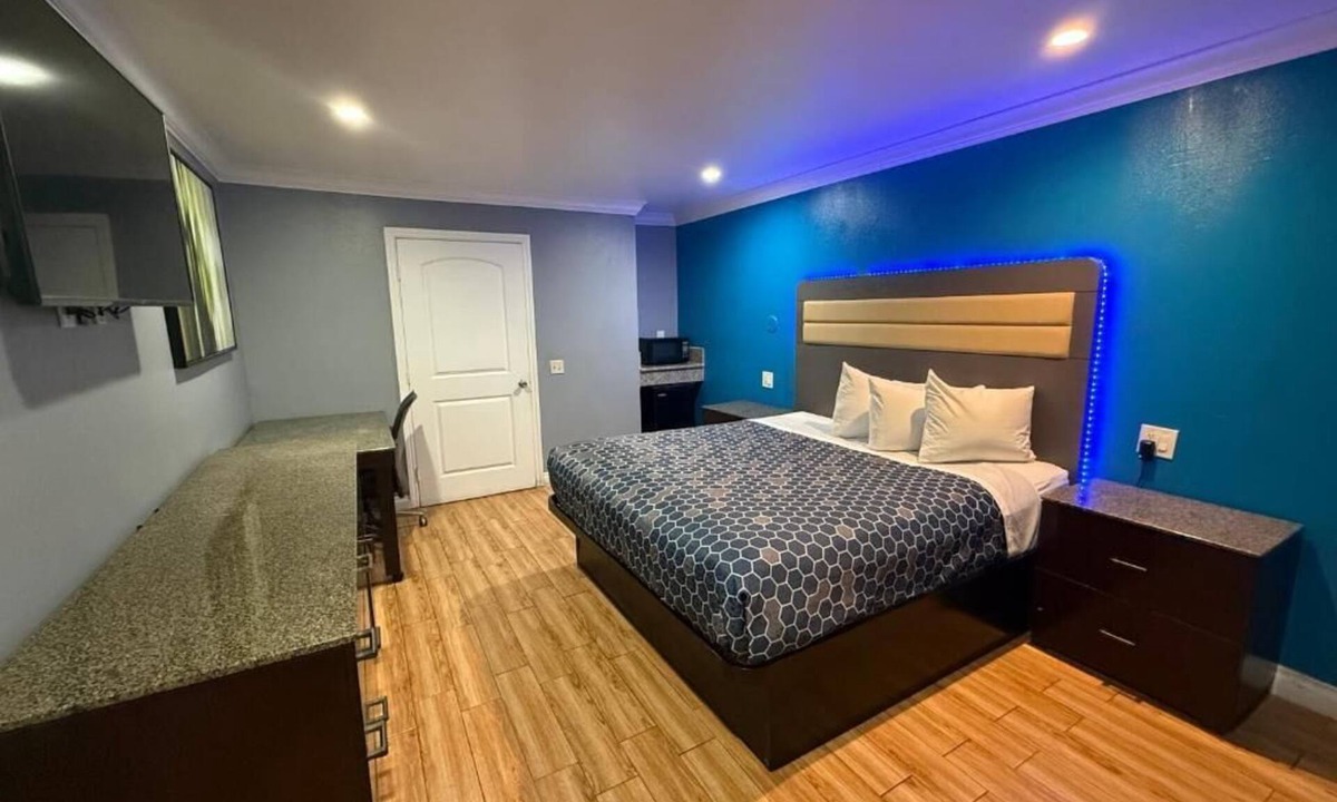 Bell Hotel | Bell Resort Motel