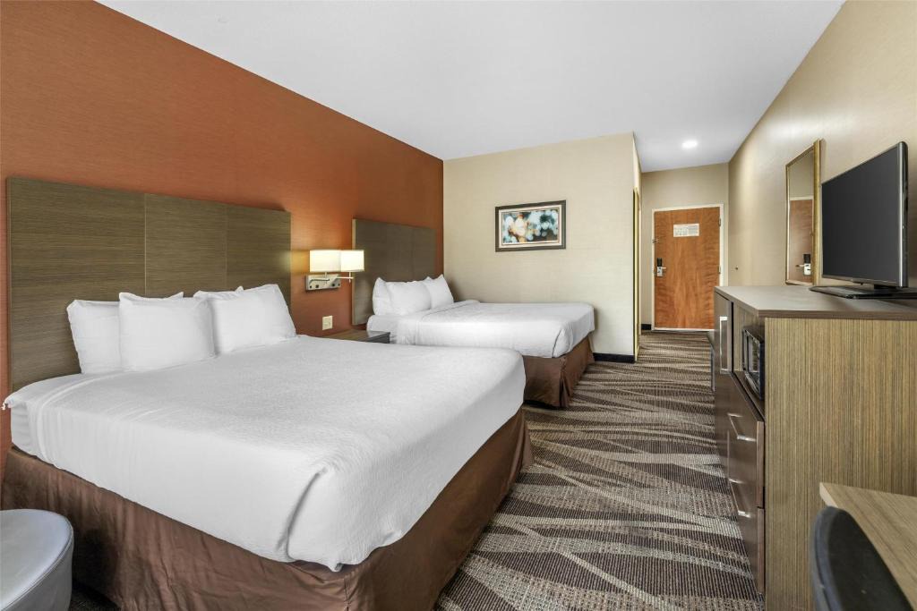 Olean Hotel | Best Western Plus University Inn