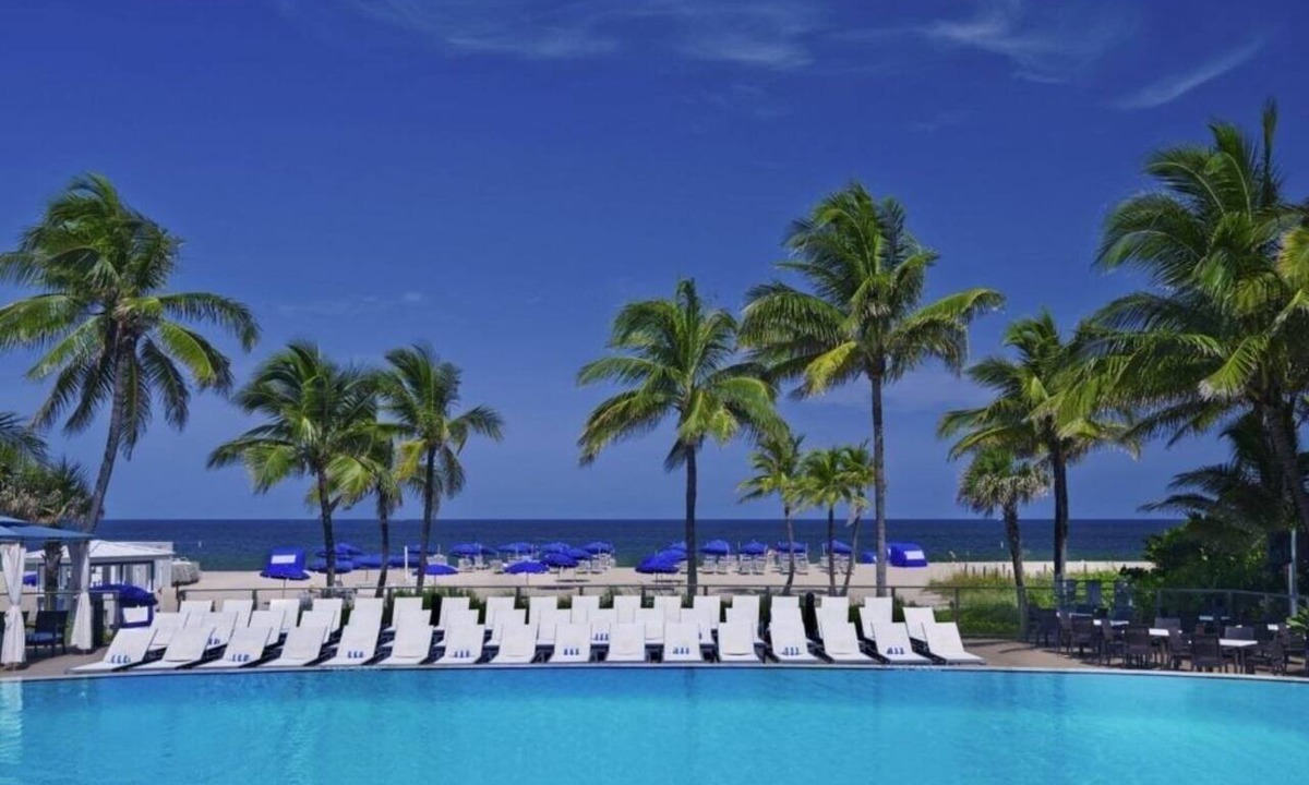 Central Beach Hotel | Better Choice for your Vacation! 3 Convenient Units, Onsite Heated Pool!