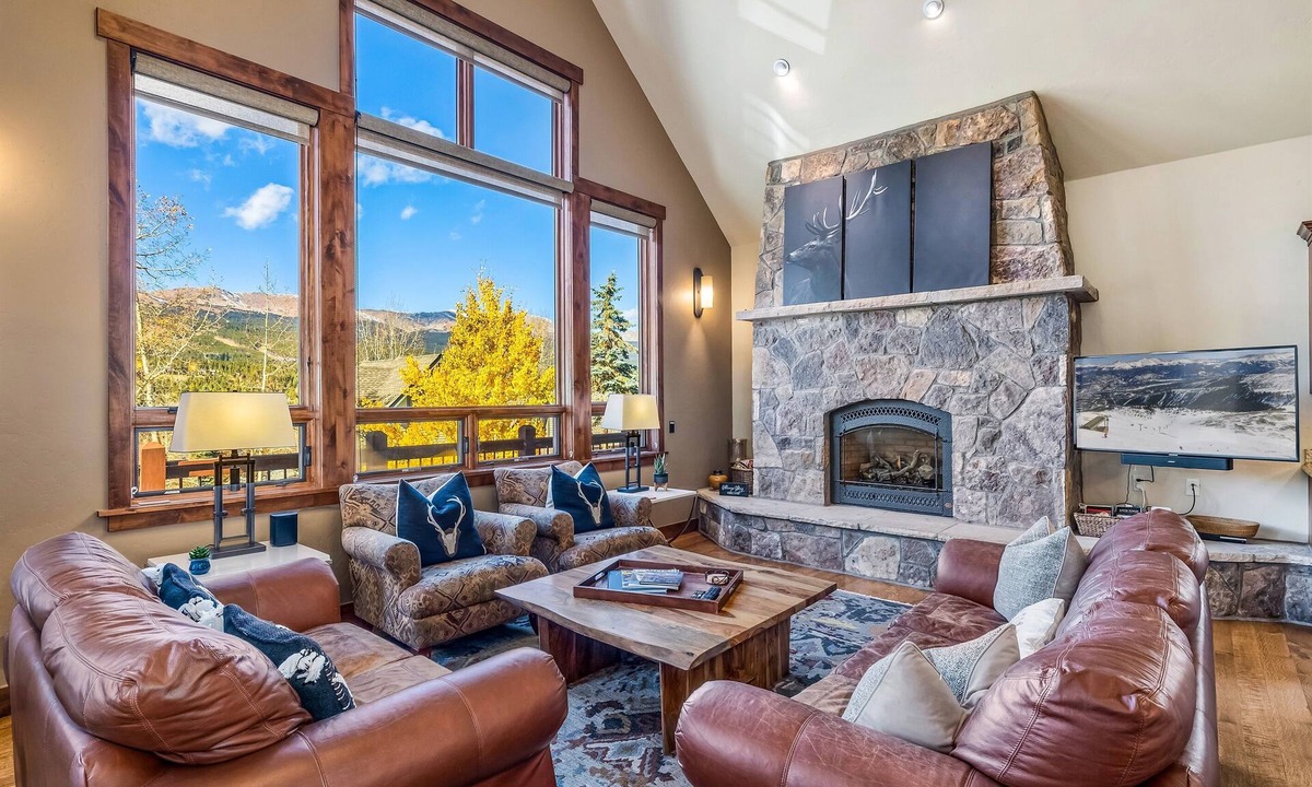 Historic District House | BIG downtown home w/views and great amenities!