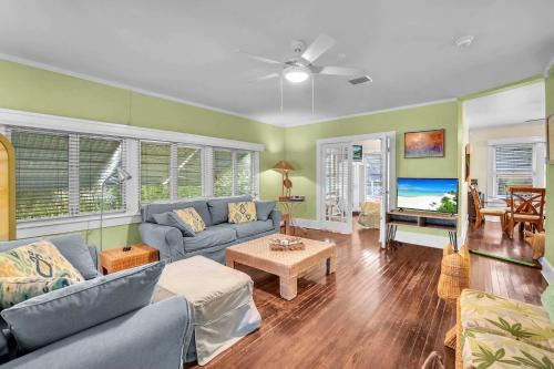 Tarpon River House | Blue Reverie - Downtown Cottage