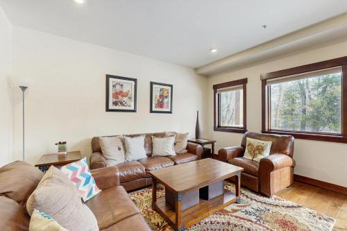 Willow Grove House | Blue River Retreat
