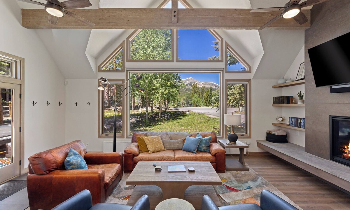 Warrior's Mark West House | 🏆 Breck Home | Hot Tub | 5 Kings | Sleeps 16 | Game Room | Free Town Shuttle