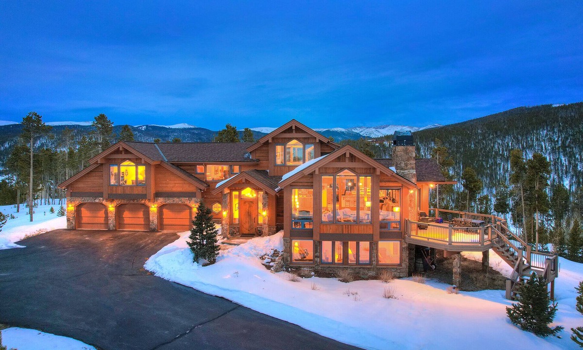 Breckenridge House | 🏆 Breck Private Estate | Hot Tub | 360° Views | 7 Acres