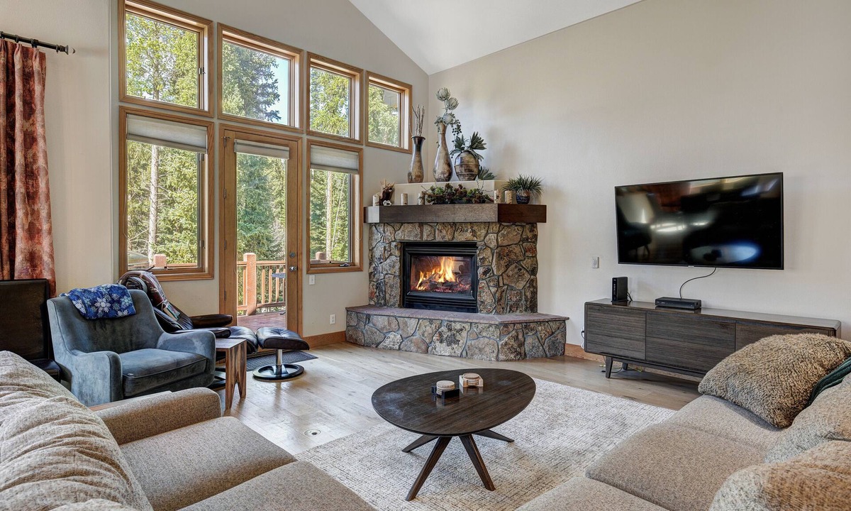 Peak 8 Villa | Breckenridge 141 - Three Bedroom Villa, Sleeps 10