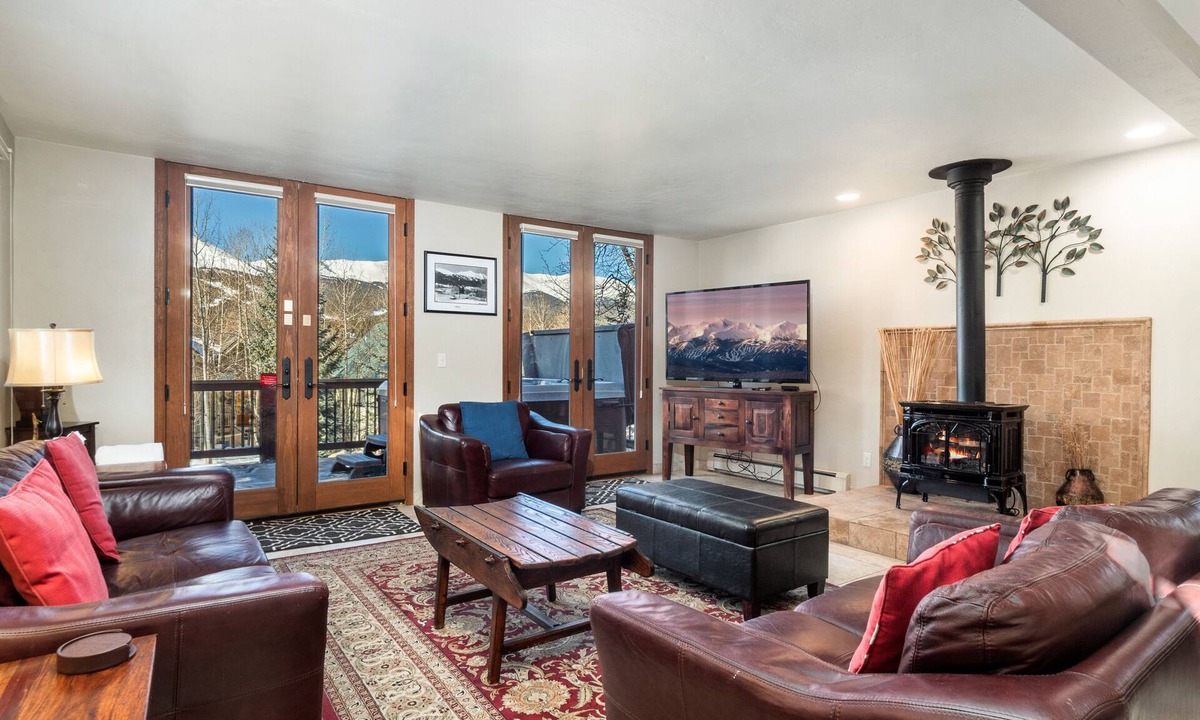 Historic District Villa | Breckenridge 162 - Four Bedroom Villa, Sleeps 9