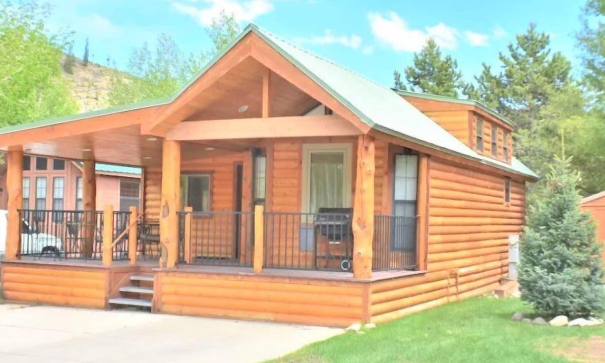 The Highlands House | Breckenridge Chalet Escape