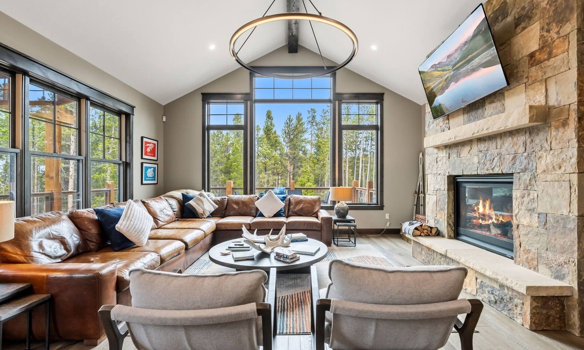 Baldy Mountain House | Breckenridge Hideaway | Steam Shower + Hot Tub