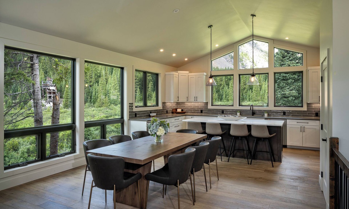 Breckenridge House | Breckenridge mountain home with spectacular views & recently fully renovated!