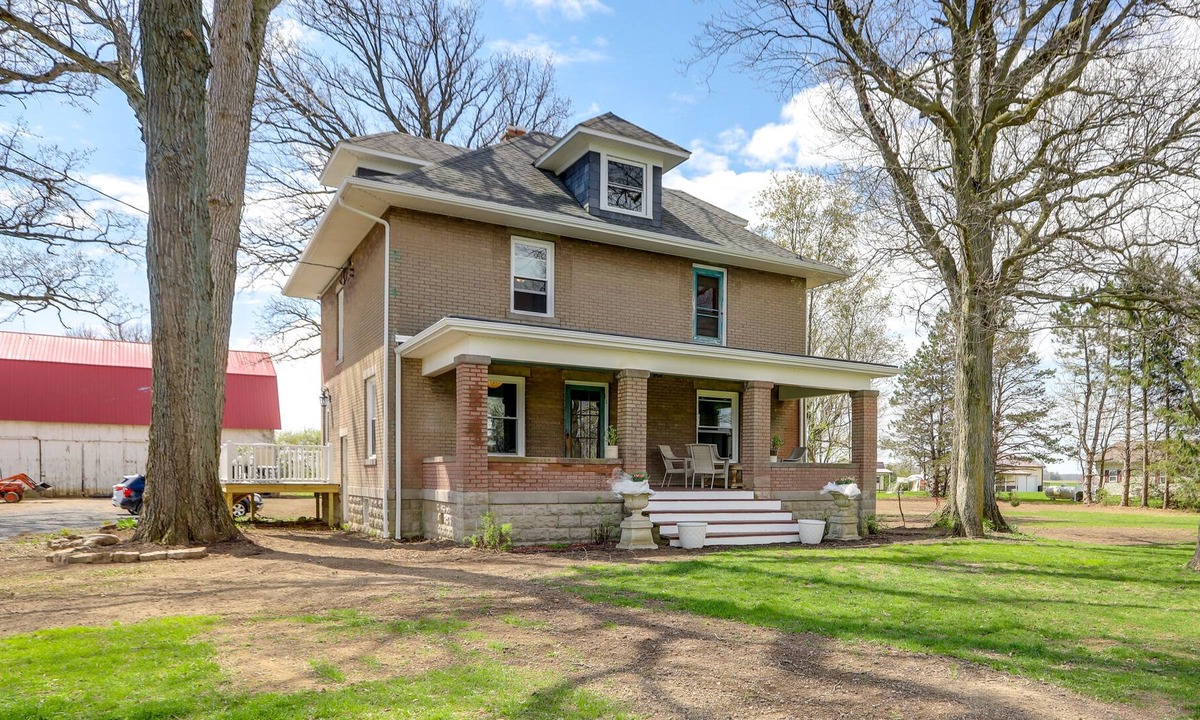 Van Wert House | Bright Van Wert Home: 1/2 Mi to Golf Course!