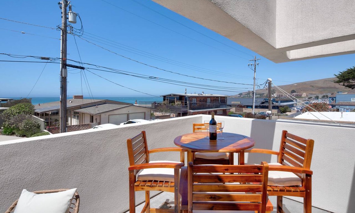 Cayucos Apartment | By the Sea - 17