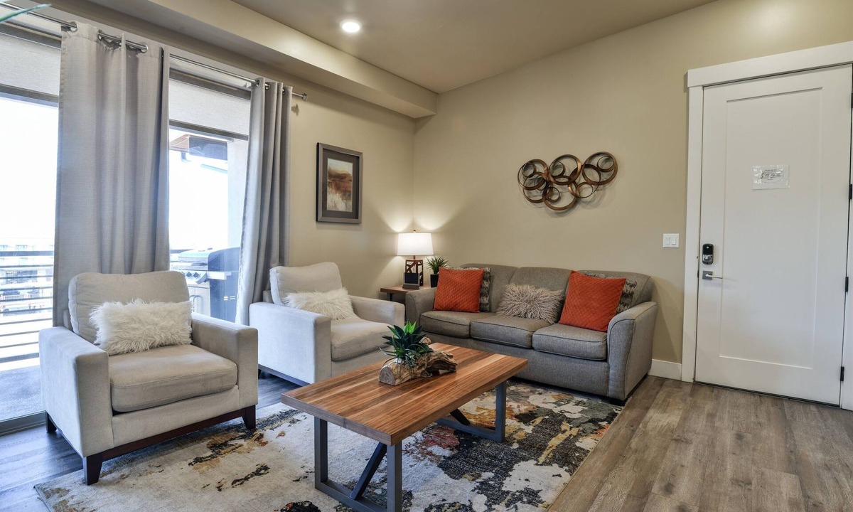 Moab South Valley Condo | C10-C11 Combo-Luxurious Moab Vacation Rental~Pool