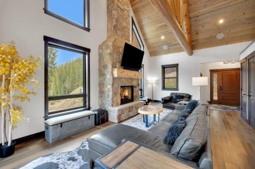 Blue River House | Calle de Plata 136 by Ski Country Resorts