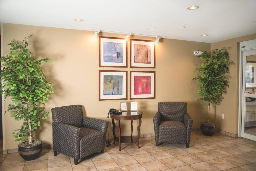 Loveland Hotel | Candlewood Suites Loveland by IHG