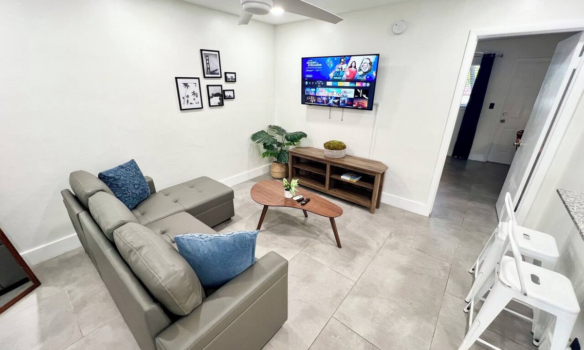 Lake Ridge Apartment | Central, Nice&Modern 1Br 1Bath Apt in Lake Ridge