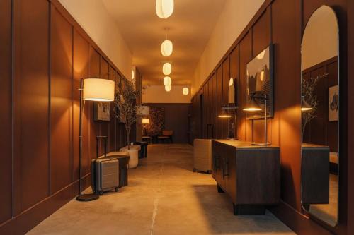 River North Art District Apartment | Ceros