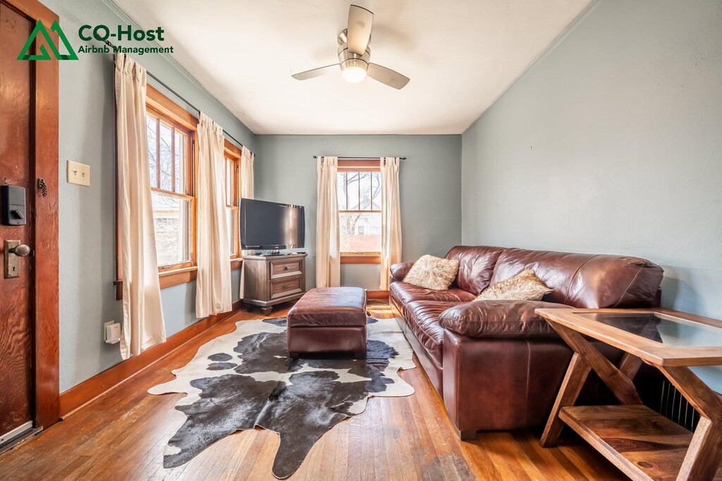 Central Colorado Springs Cottage | CH Wahsatch Cottage - 1BD in Colorado Springs