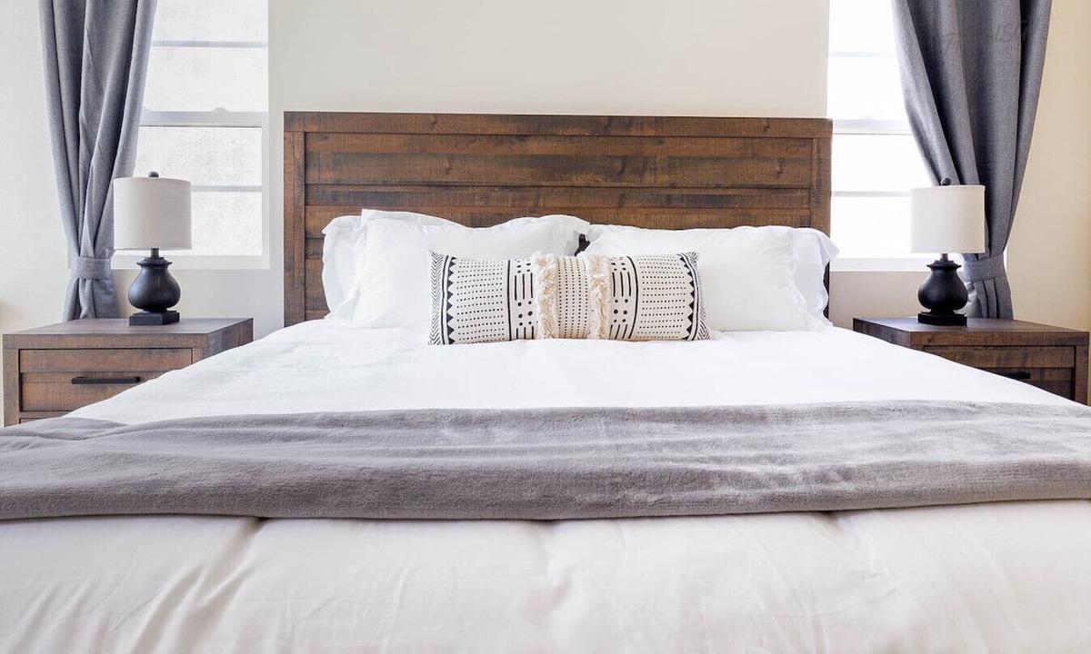 Alhambra Apartment | Charming 1BR Farmhouse + Near DTLA #TravelSGV