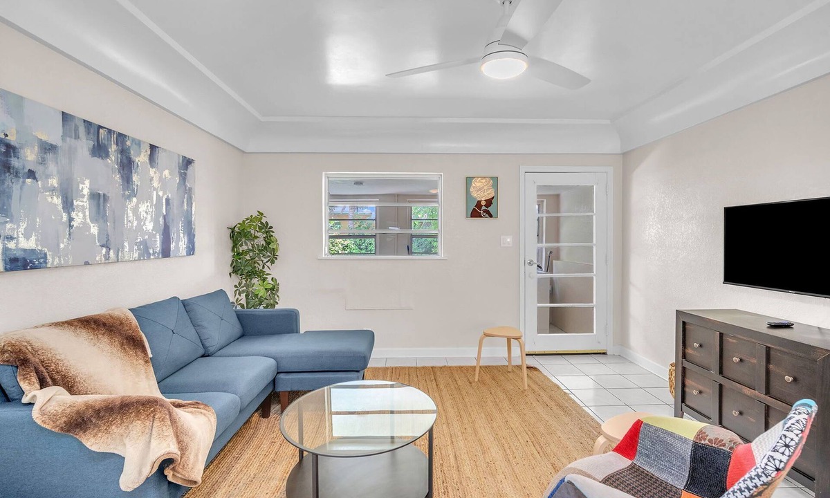 Dania Beach House | Charming 2BR Bungalow Near Beach & Dania Locations