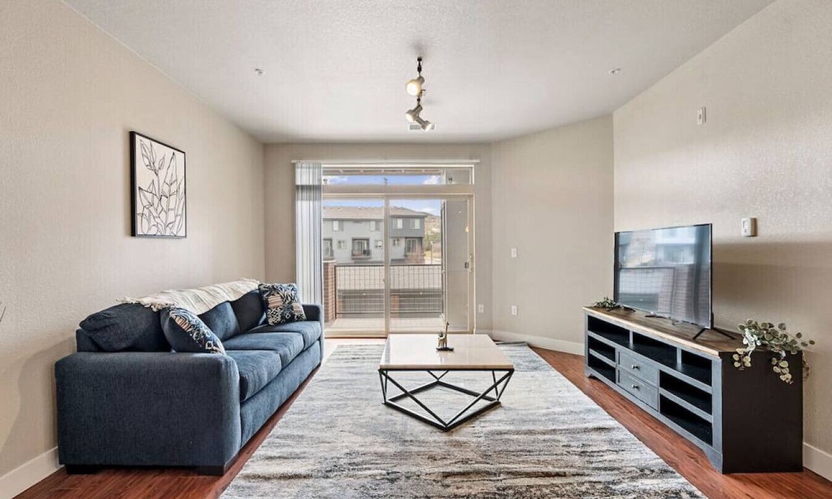 Lone Tree Apartment | Charming Apartment near Sky Ridge Medical Center