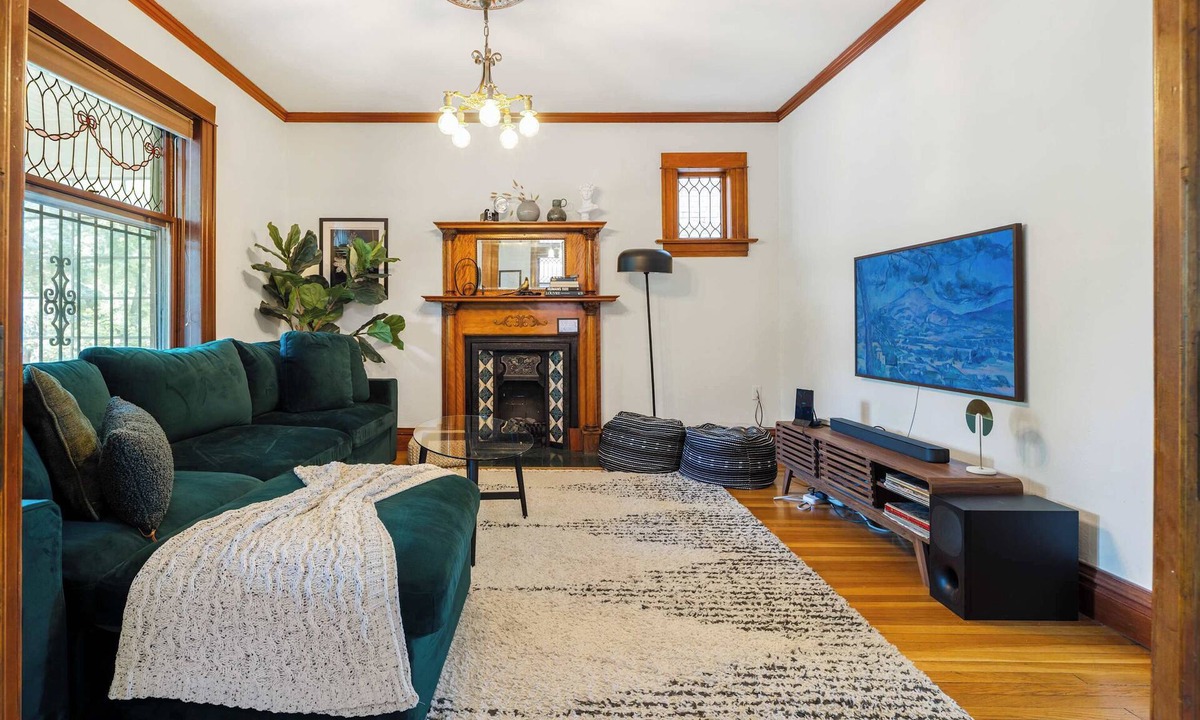 Cheesman Park House | Chic Victorian Manor | Sleeps 12 | Congress Park