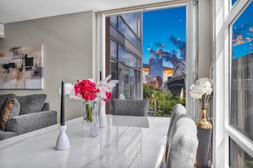 Ohio City Apartment | City View Balcony Flats Parking Gym