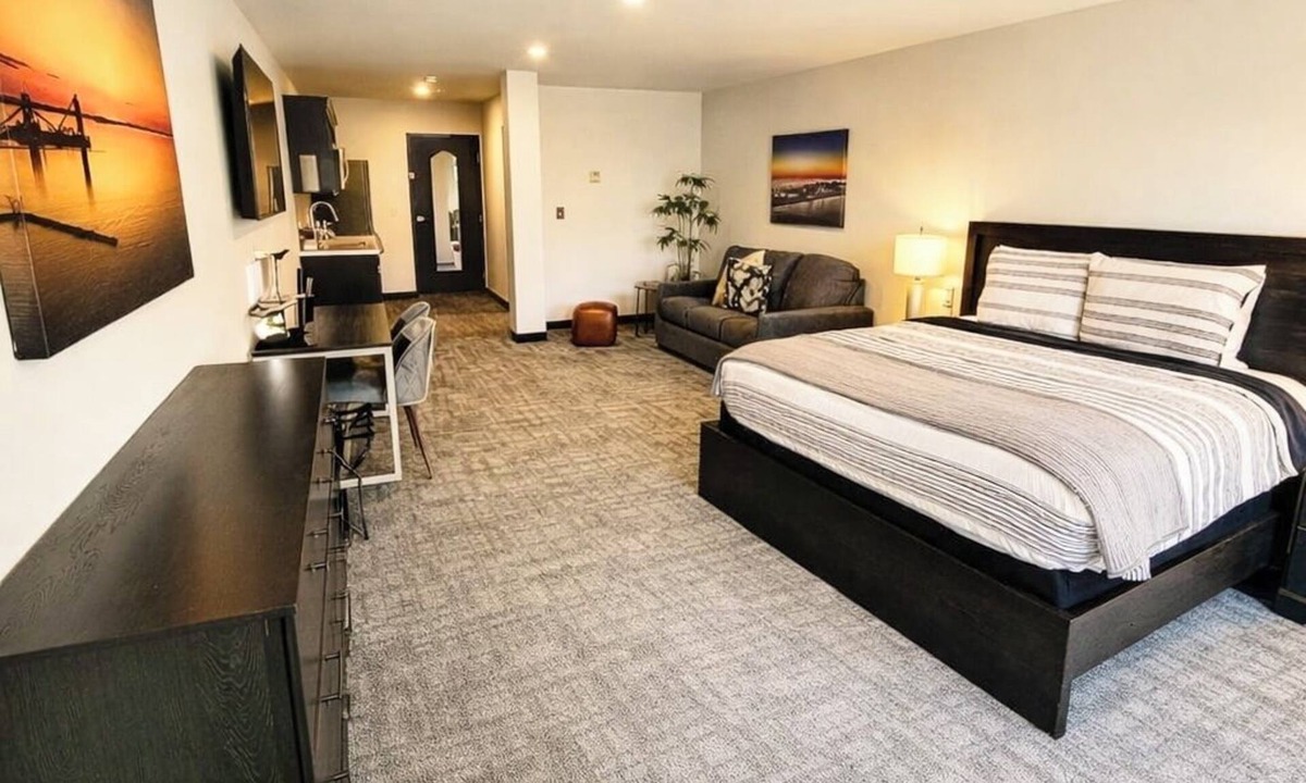 Sandusky Hotel | Close to Cedar Point Sports Force Kalahari