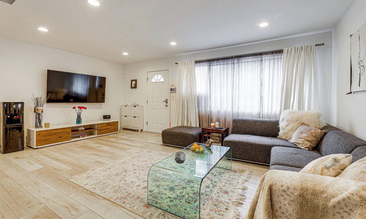North Redondo House | Close to Shore, Malls & SoFi! Redondo Beach Home