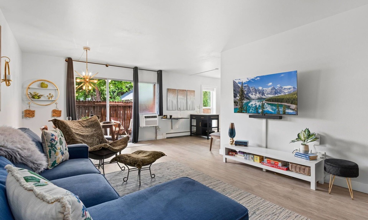 University Park Apartment | Coastal Comfort | Steps from CSU, Pool, Gym, Sauna