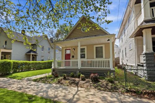 Tremont House | Coffee Lover's Paradise - Heart of Tremont