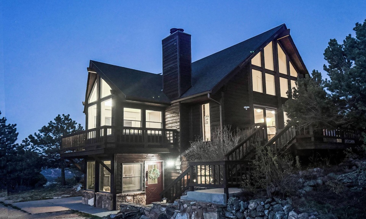 Buena Vista House | Collegiate Peaks Retreat
