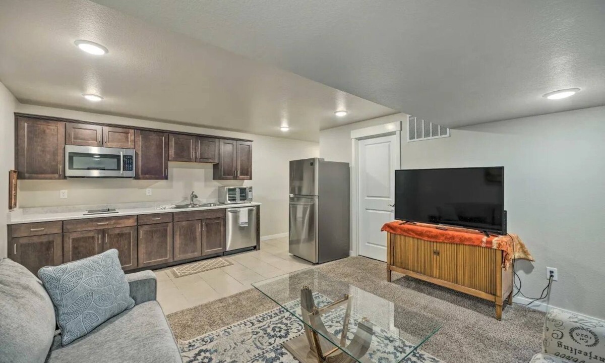 Colorado Springs Condo | Colorado Avenue Escape Apt A