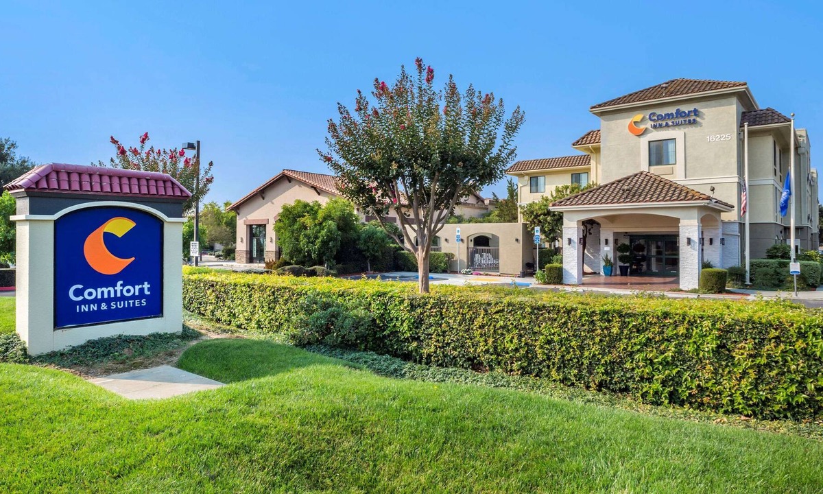 Morgan Hill Hotel | Comfort Inn South San Jose / Morgan Hill