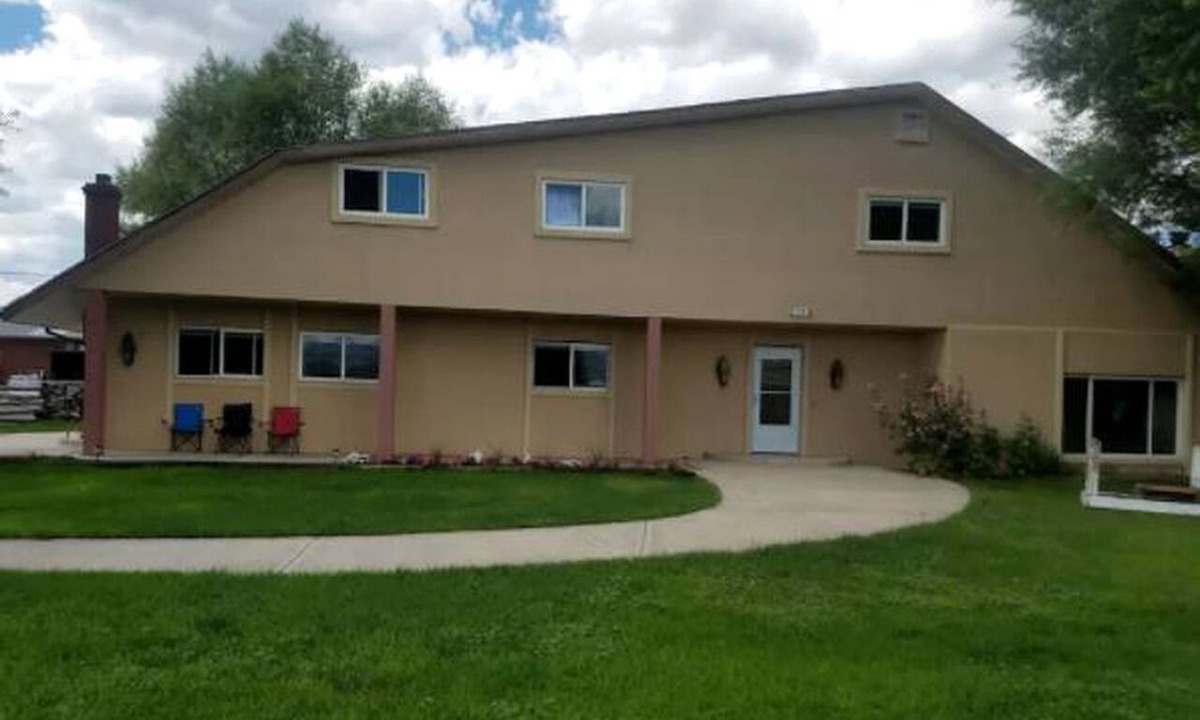 Panguitch Cabin | Comfortable Accommodation for a Getaway near Bryce Canyon in Panguitch, Utah