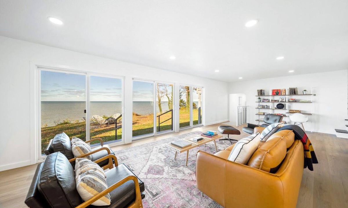 Eastlake House | Contemporary Lake Home with Breathtaking Sunrise and Sunset Views