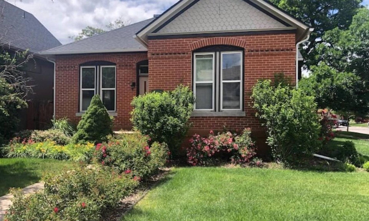 Curtis Park Apartment | Converted 1886 schoolhouse, close walk to RiNo Unit 1