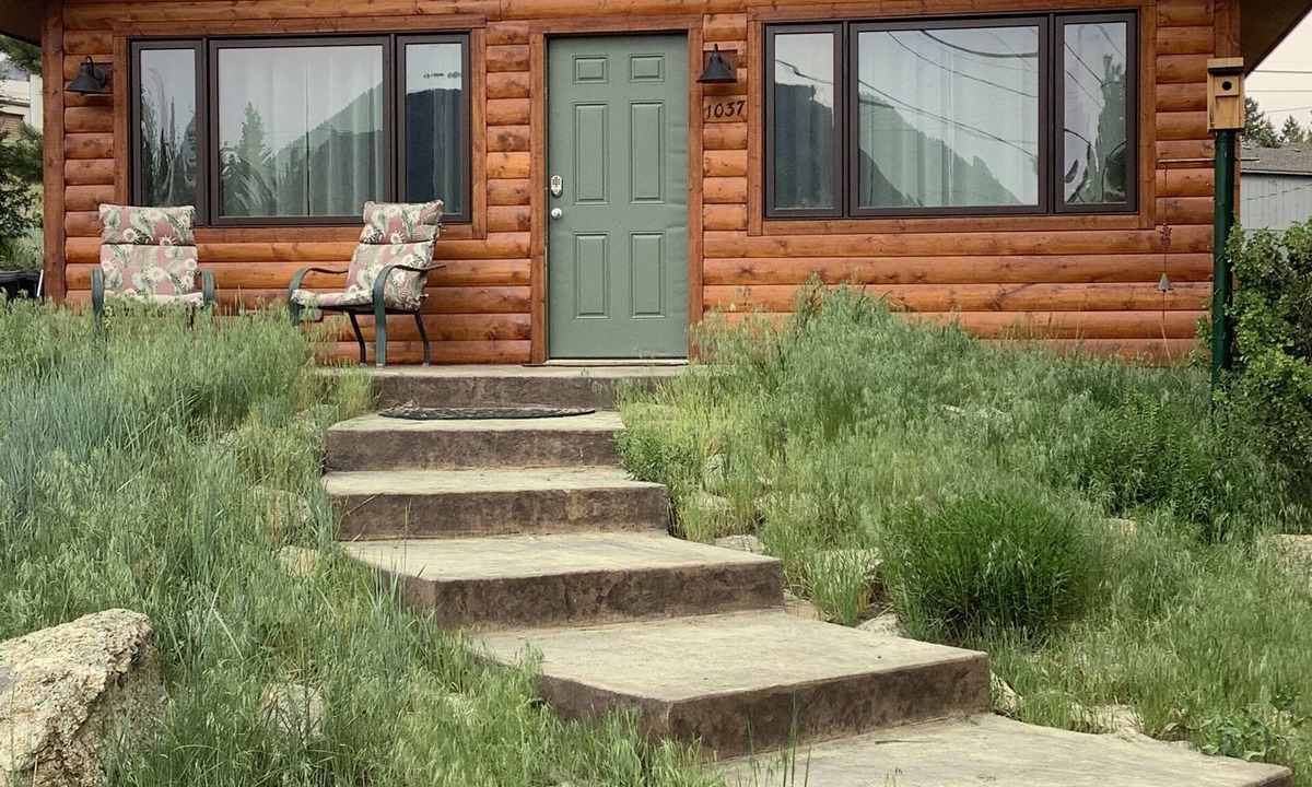 Estes Park Cabin | Cozy cabin close to town and Lake Estes trail