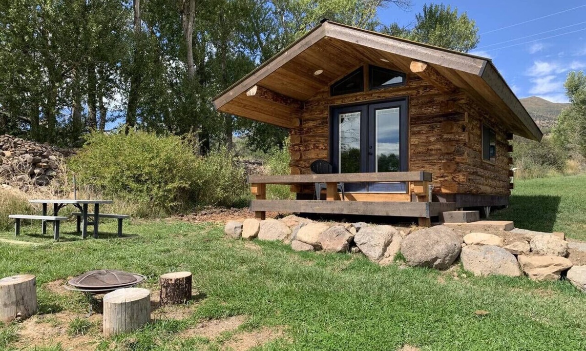 Paonia House | Cozy Cabin|Firepit,Mountain Views|Near Wineries