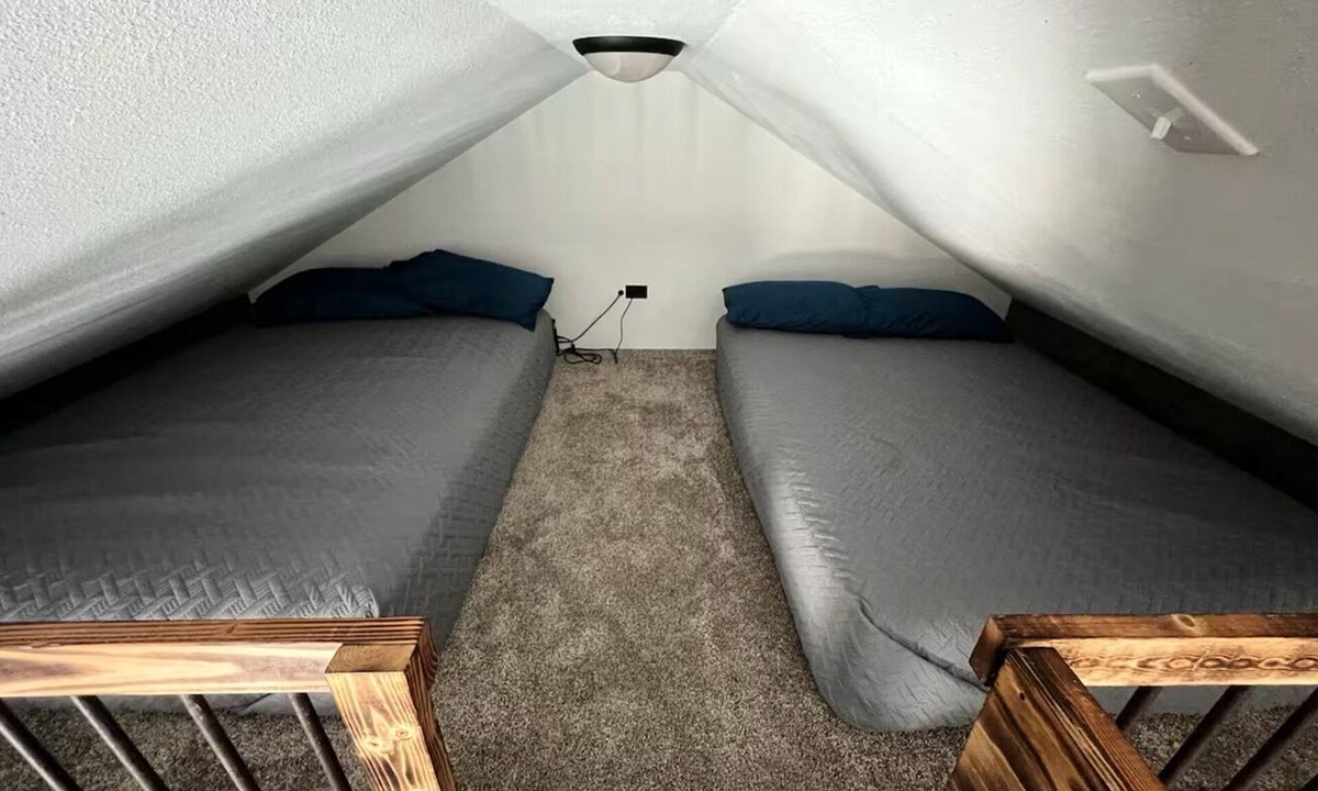 Edson Cabin | Cozy cabin in the country with all the amenities