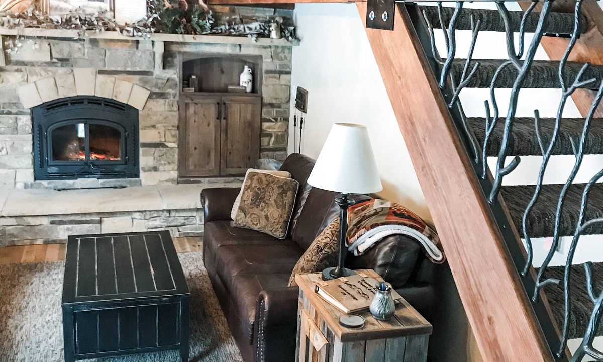 Breckenridge House | Cozy Cabin in the Woods