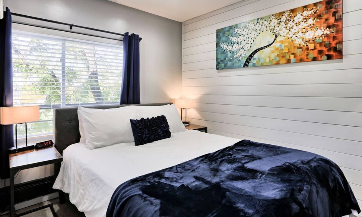 Barths Apartment | Cozy & Clean in Wheat Ridge