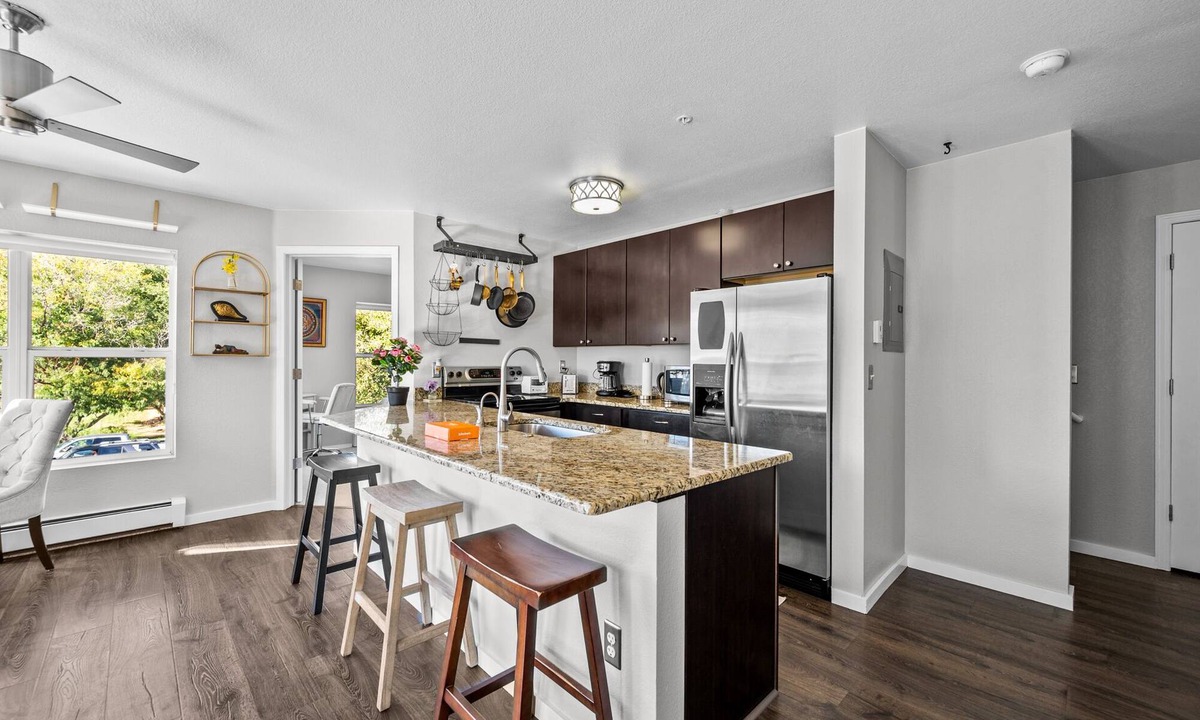 Glenwood Grove - North Iris Condo | Cozy Condo in North Boulder - Rooftop Patio/Views - 30+ Day