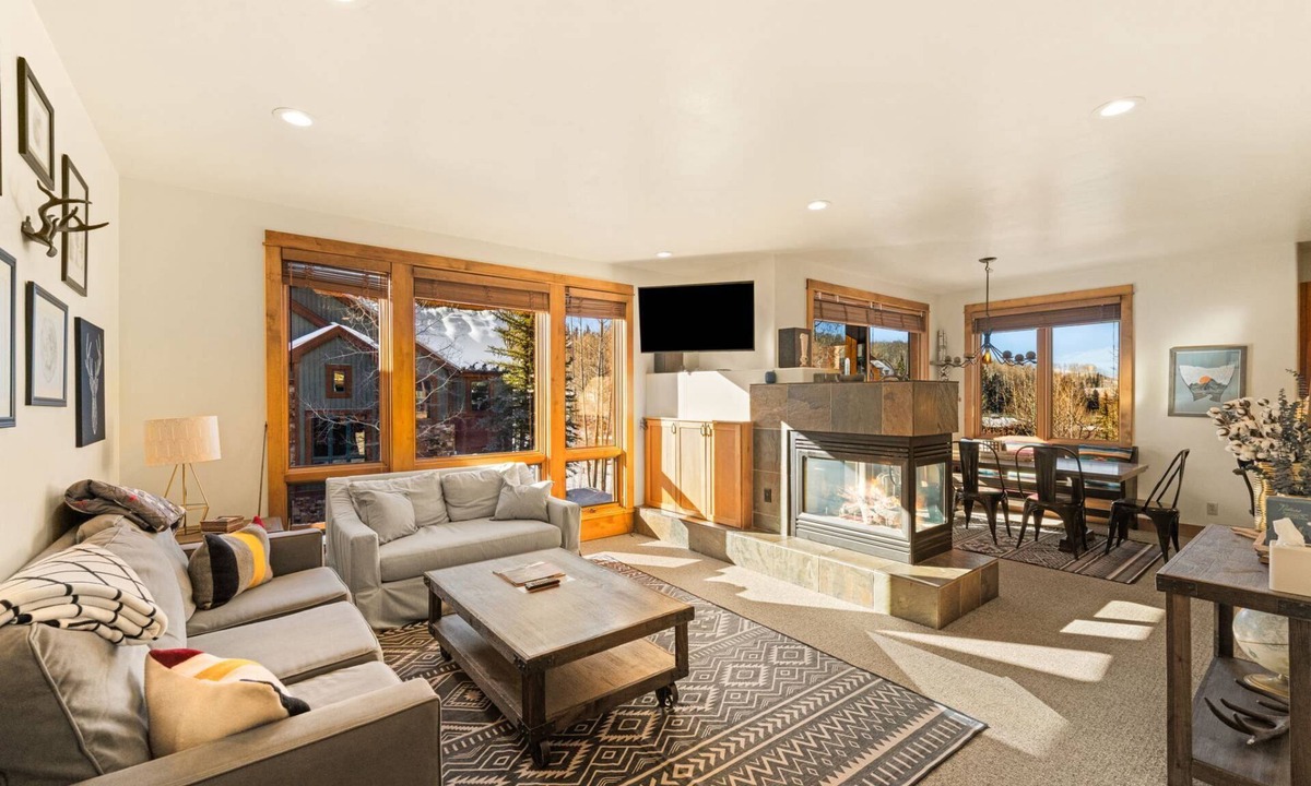 Mountain Village Condo | Cozy Condo Steps to the Slopes! True Ski in/Ski Out with Modern Amenities!