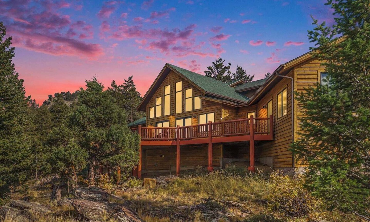 Estes Park Cabin | Cozy Estes Park Cabin w/Stunning Mountain Views!