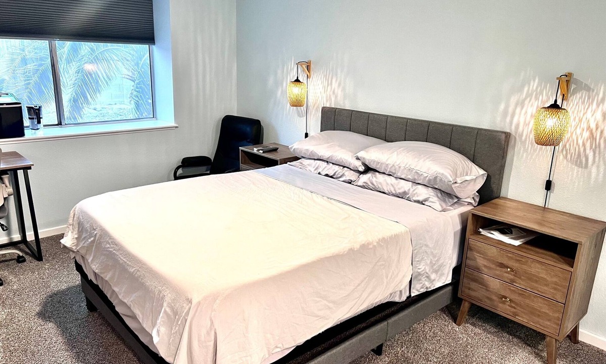 Las Vegas House | Cozy Master Bedroom & Bathroom Suite - Pet Friendly