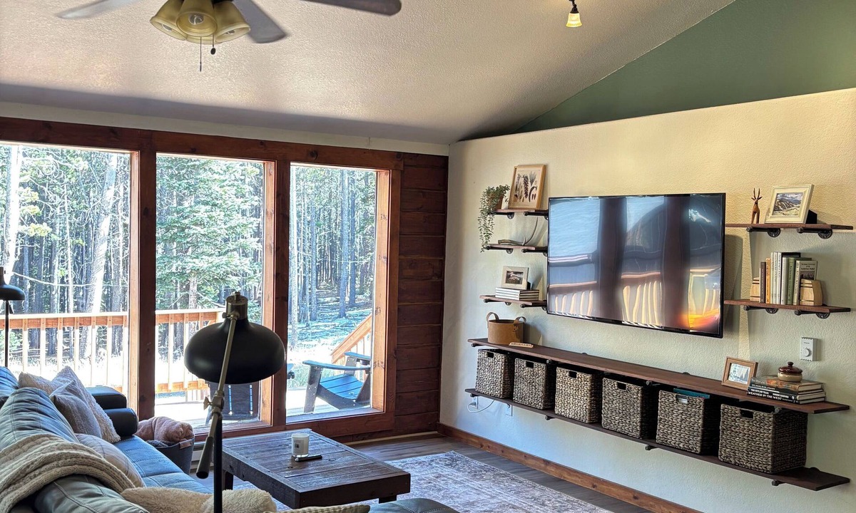 Saint Mary's Cabin | Cozy Mountain Cabin