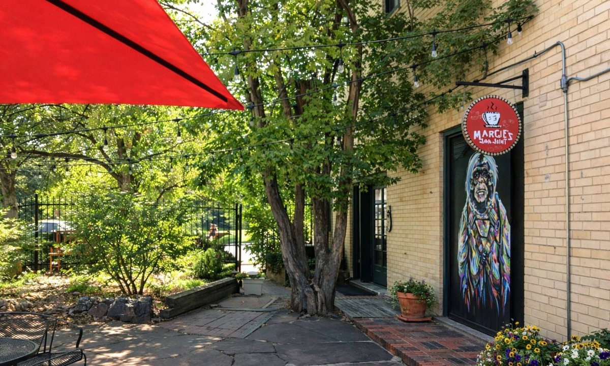 Greeley Apartment | Cozy Retreat | Walk to Unc | Free Cruiser Bikes
