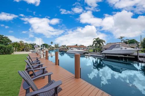 Melaleuca Gardens House | Dania Beach Unit 1 by Dream Vacation