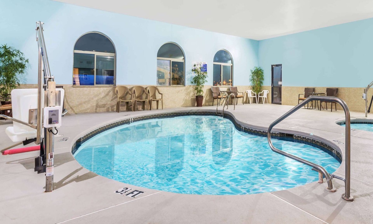 Pueblo Hotel | Days Inn by Wyndham Pueblo