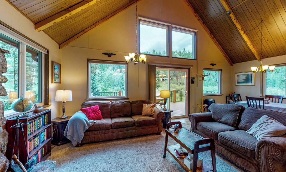 Bailey Cabin | Deck & Mtn Views! Family A-Frame Cabin in Bailey